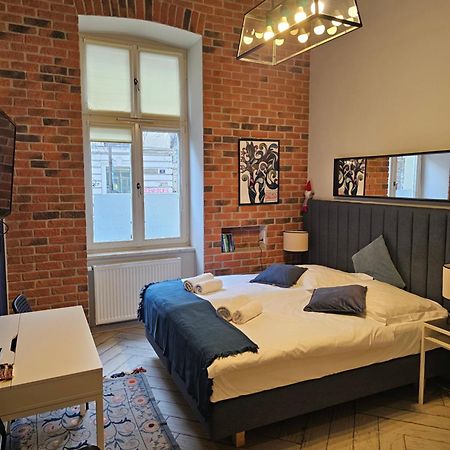 Uroczy Apartament 2 Stare Miasto Kraków Zewnętrze zdjęcie